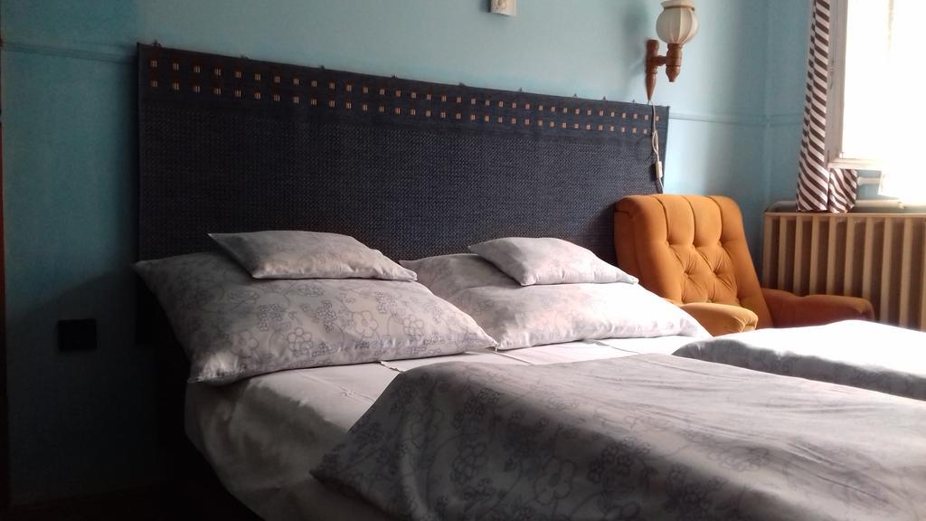 Margareta Vendeghaz Hotel Miskolc Eksteriør billede